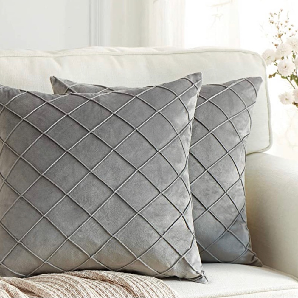 BeBen decorative accent pillow